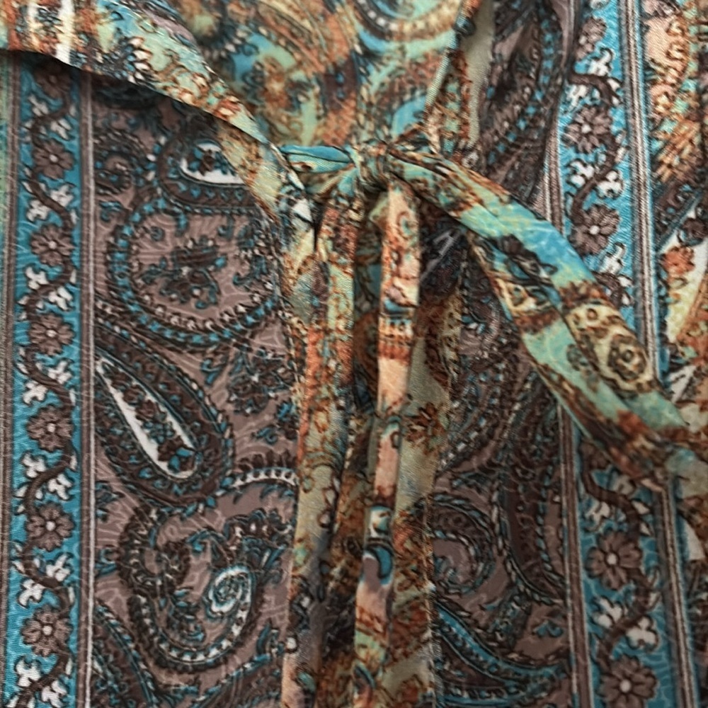 Cienna Floral Long Sleeve Dress - Picture 4 of 7